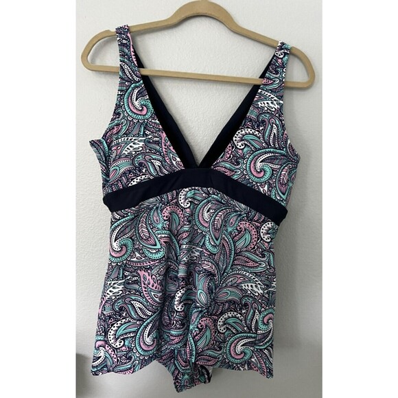 Skirted Geometric Swim dress /Swimsuit Paisley Multicolor Size 14 New - Picture 3 of 16